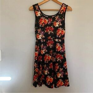 Every 1 Black and Floral Sleeveless Mini Dress